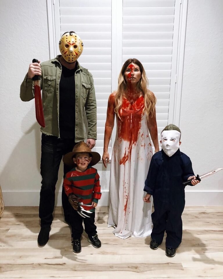 Spooky Halloween Costume Ideas for Couples and Families
